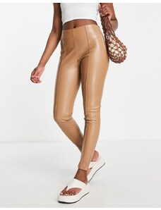 Urban Revivo faux leather skinny trousers in camel-Neutral