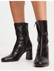 Bershka heeled boots in dark black