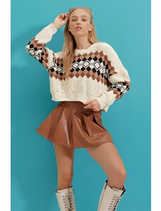 Trend Alaçatı Stili Women's Beige Crew Neck Knitwear Crop Sweater