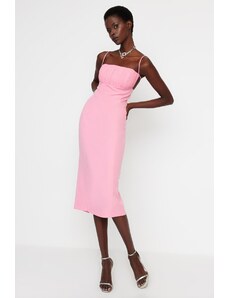 Trendyol Light Pink testhezálló estélyi ruha