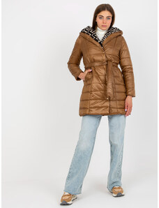 Fashionhunters Transitional camel quilted jacket with belt