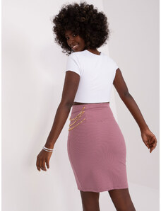 Fashionhunters Dusty pink knitted skirt with patch