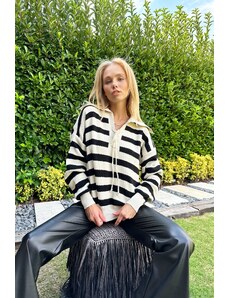 Trend Alaçatı Stili Women's Ecru-Black Polo Neck Striped Laced Oversize Knitwear Sweater