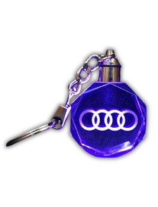 Trendi Világító Audi kulcstartó