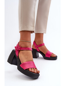 Kesi Zazoo Women's leather sandals on a block of fuchsia