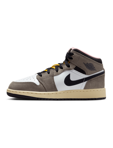 Nike Air Jordan 1 Mid SE Older Kids' Shoes - White