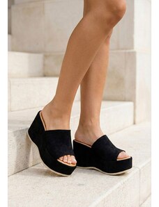Zapatos Belona fekete telitalpú platform papucs