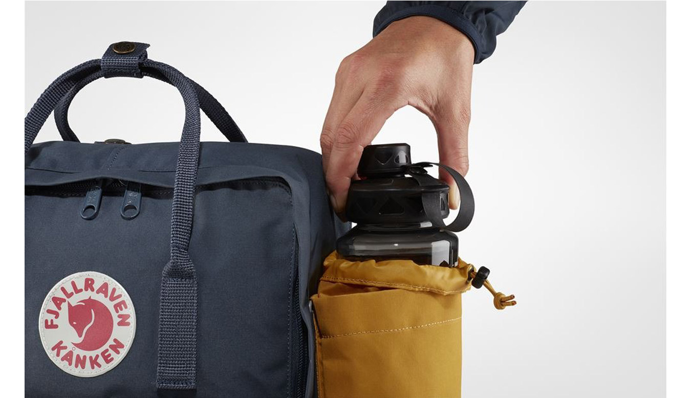 Fjällräven Kånken Bottle Pocket Unisex - Hátizsákok és táskák Fjällräven - Fekete - F23793-550-One-size