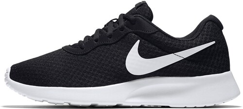 Nike TANJUN Cipők 812654 011 Méret 44,5 EU GLAMI.hu Cipők NIKE Tanjun 812654 011 BlackWhite Sneakers