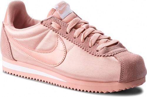 Cipő NIKE Classic Cortez Nylon 749864 606 Coral Stardust Nike's Classic Cortez in Coral Stardust | HYPEBAE