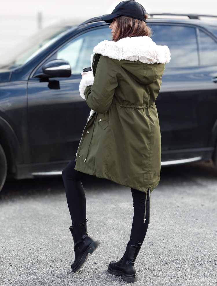 BASIC Sötétzöld női bélelt parka szőrmével STARBURST TY4763