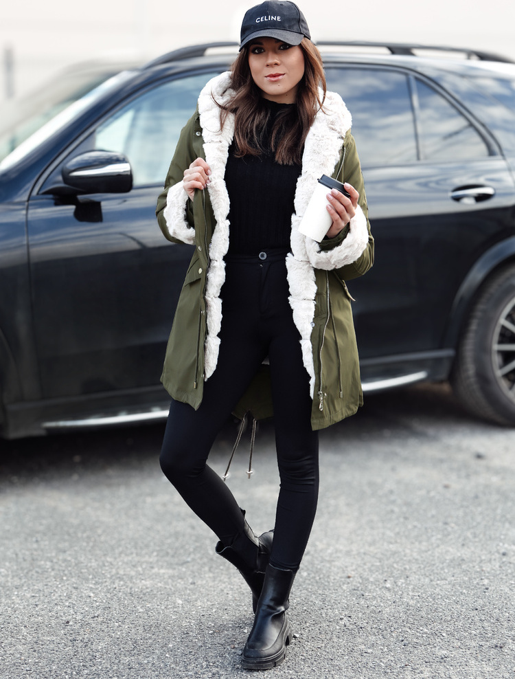 BASIC Sötétzöld női bélelt parka szőrmével STARBURST TY4763