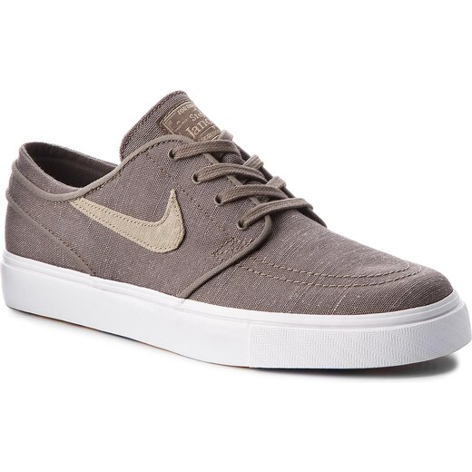Cipő NIKE Sb Zoom Janoski Cvs Dc AH6417 200 Ridgerock Cipő NIKE Sb Zoom Blazer Low Cnvs Decon AH3370 001 Black