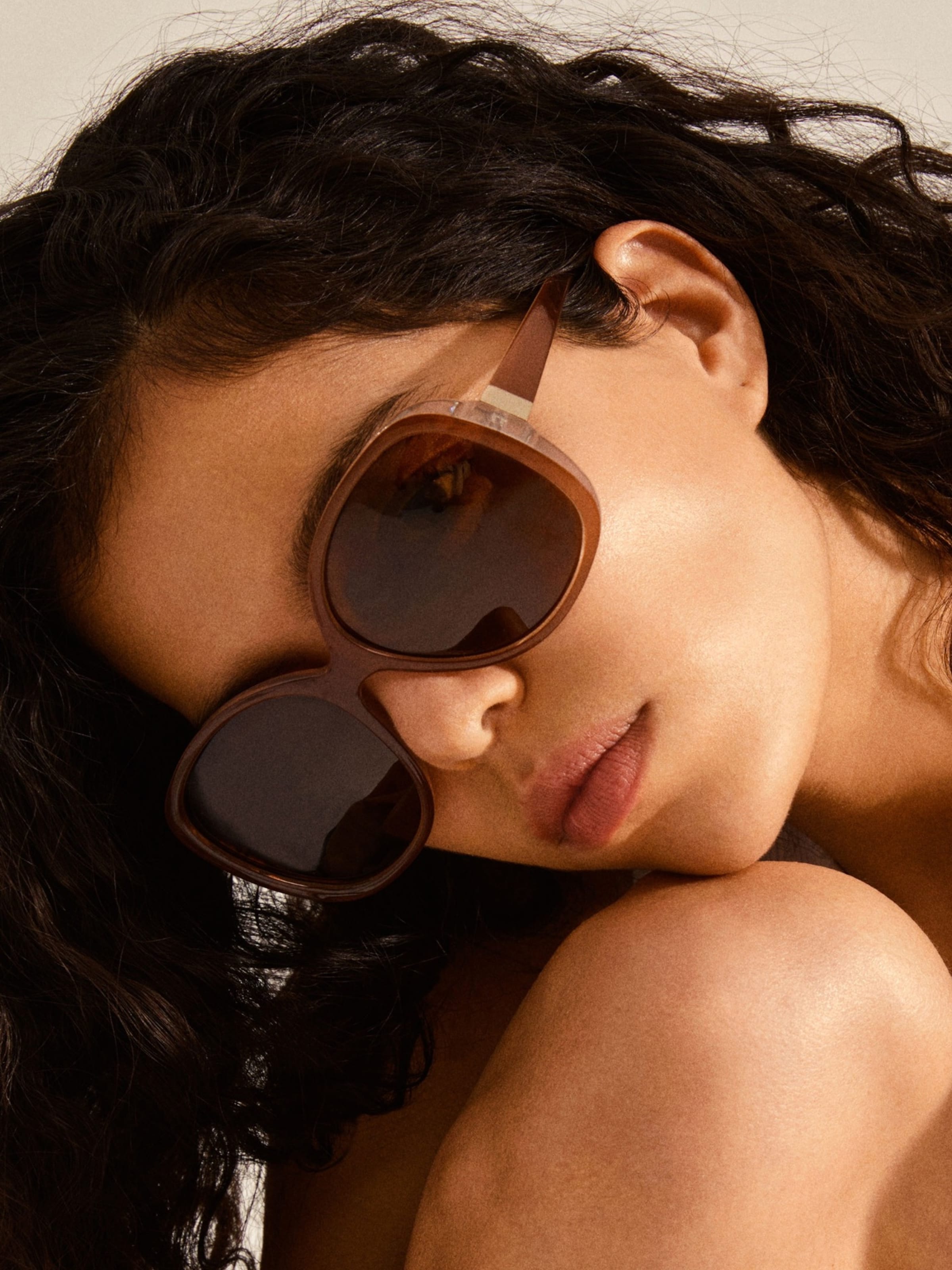 Pilgrim Napszemüveg 'Parker' barna