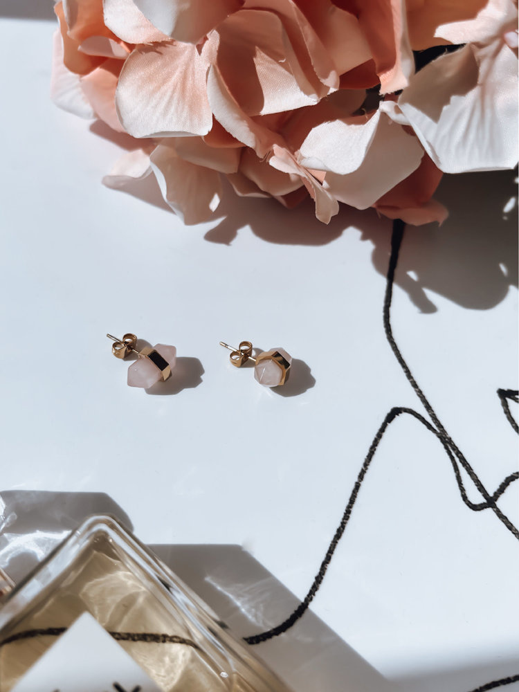 BASIC Világos rózsaszín fülbevaló VERIEGATA JY0010