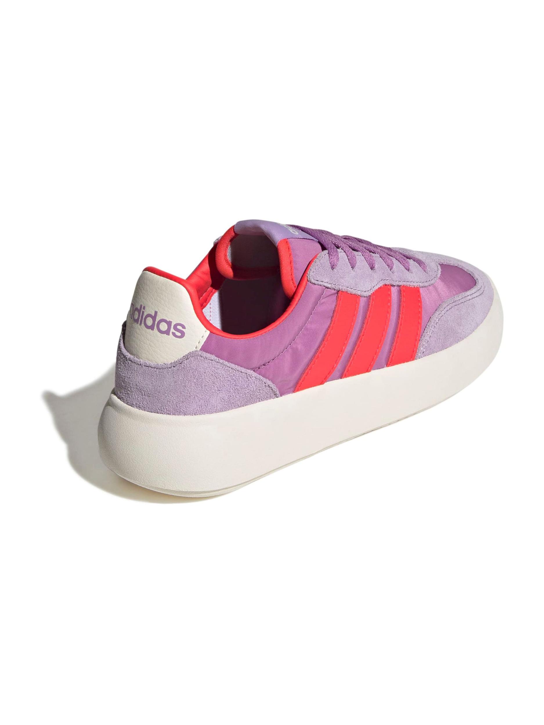 ADIDAS SPORTSWEAR Sportcipő 'Barreda Decode' lila / orgona / neonpiros / piszkosfehér