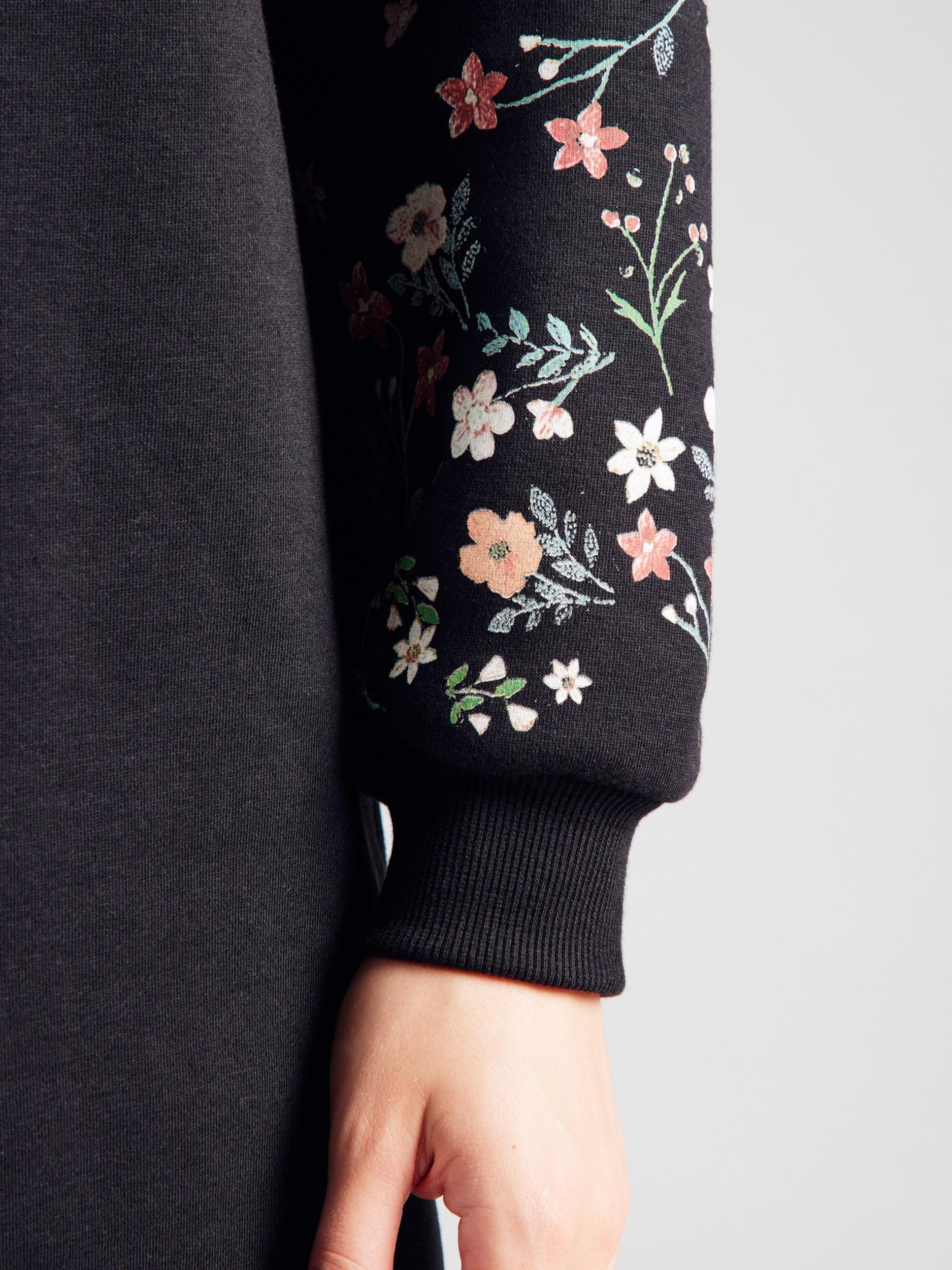 ABOUT YOU Ruha 'Lisa' zöld / sárgabarack / piros / fekete