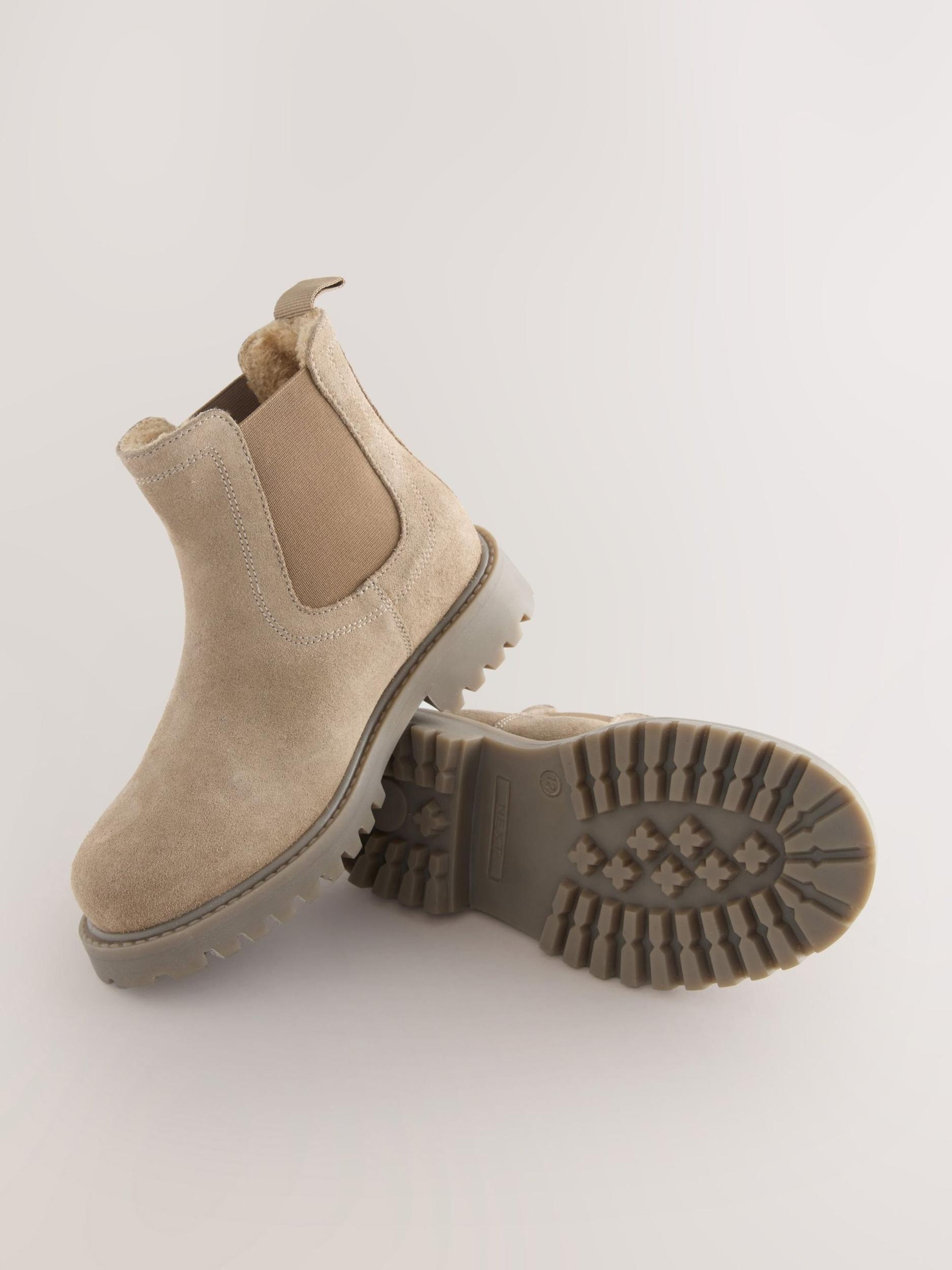 Next Csizma sötét bézs