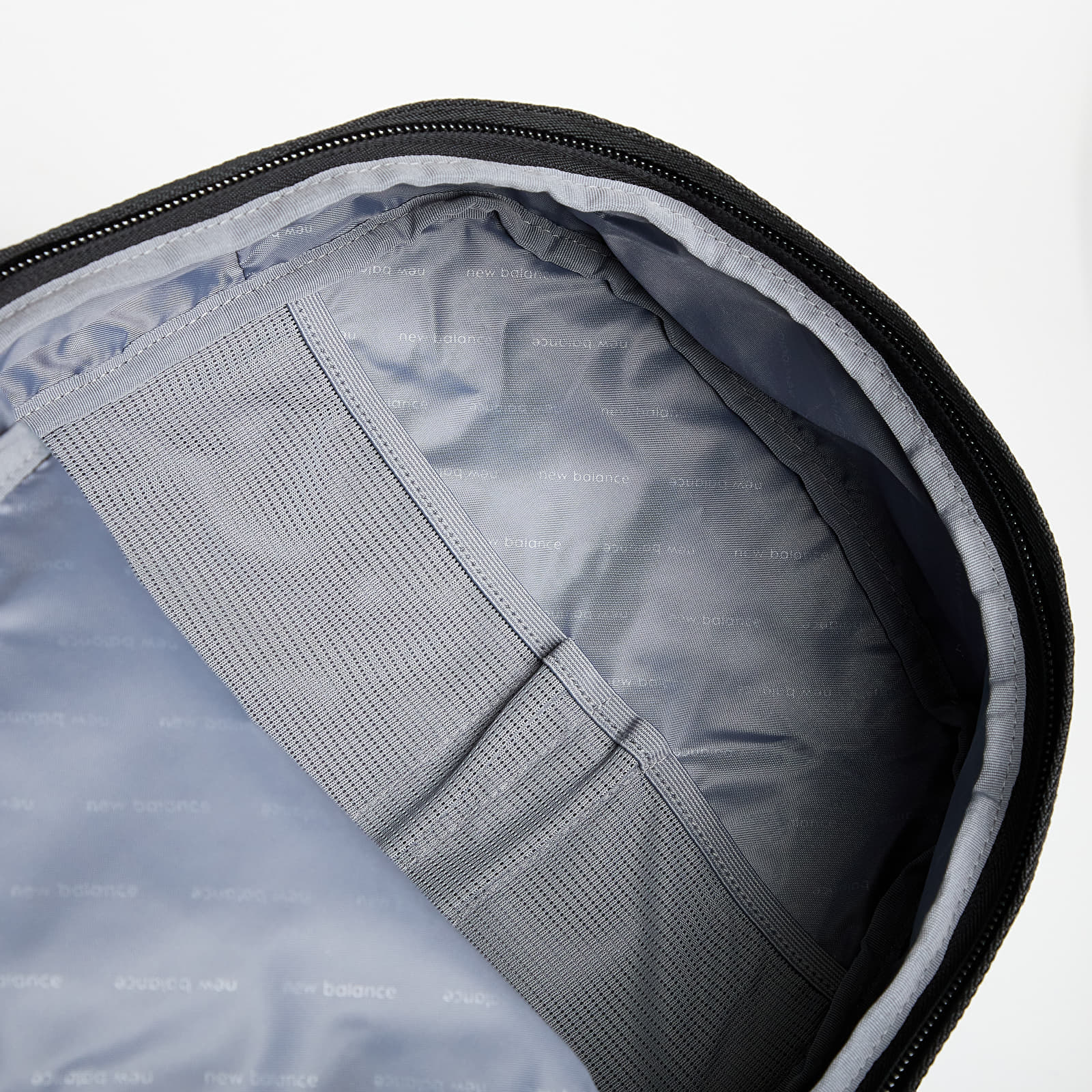 Hátizsák New Balance Athletics Advance Backpack Black Universal