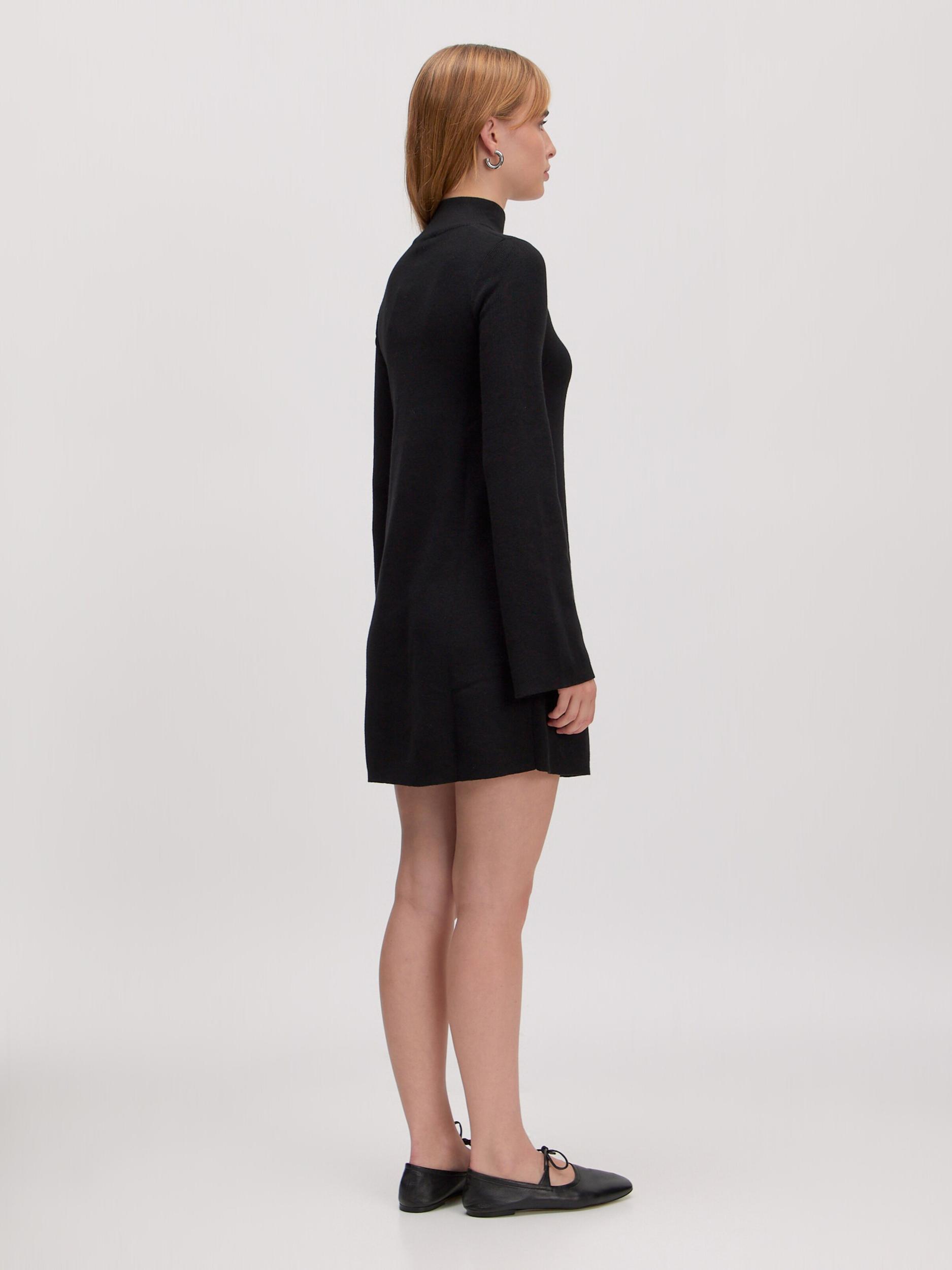 EDITED Kötött ruhák 'Dunia' fekete