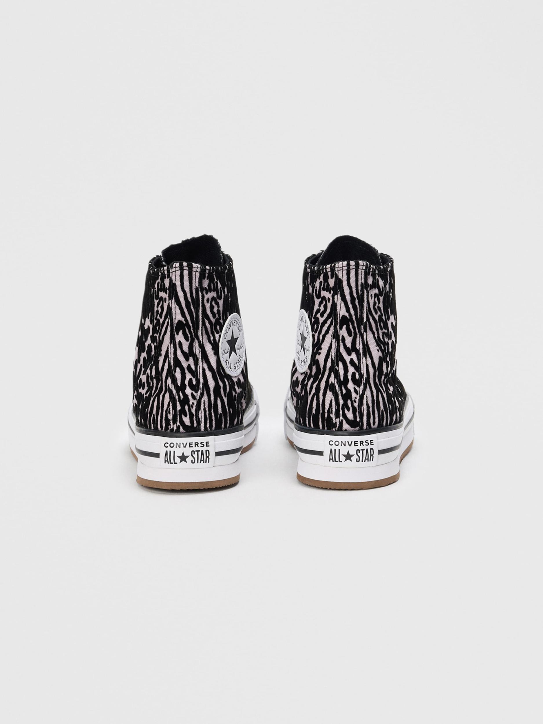 CONVERSE Sportcipő 'Chuck Taylor All Star' pasztellila / fekete