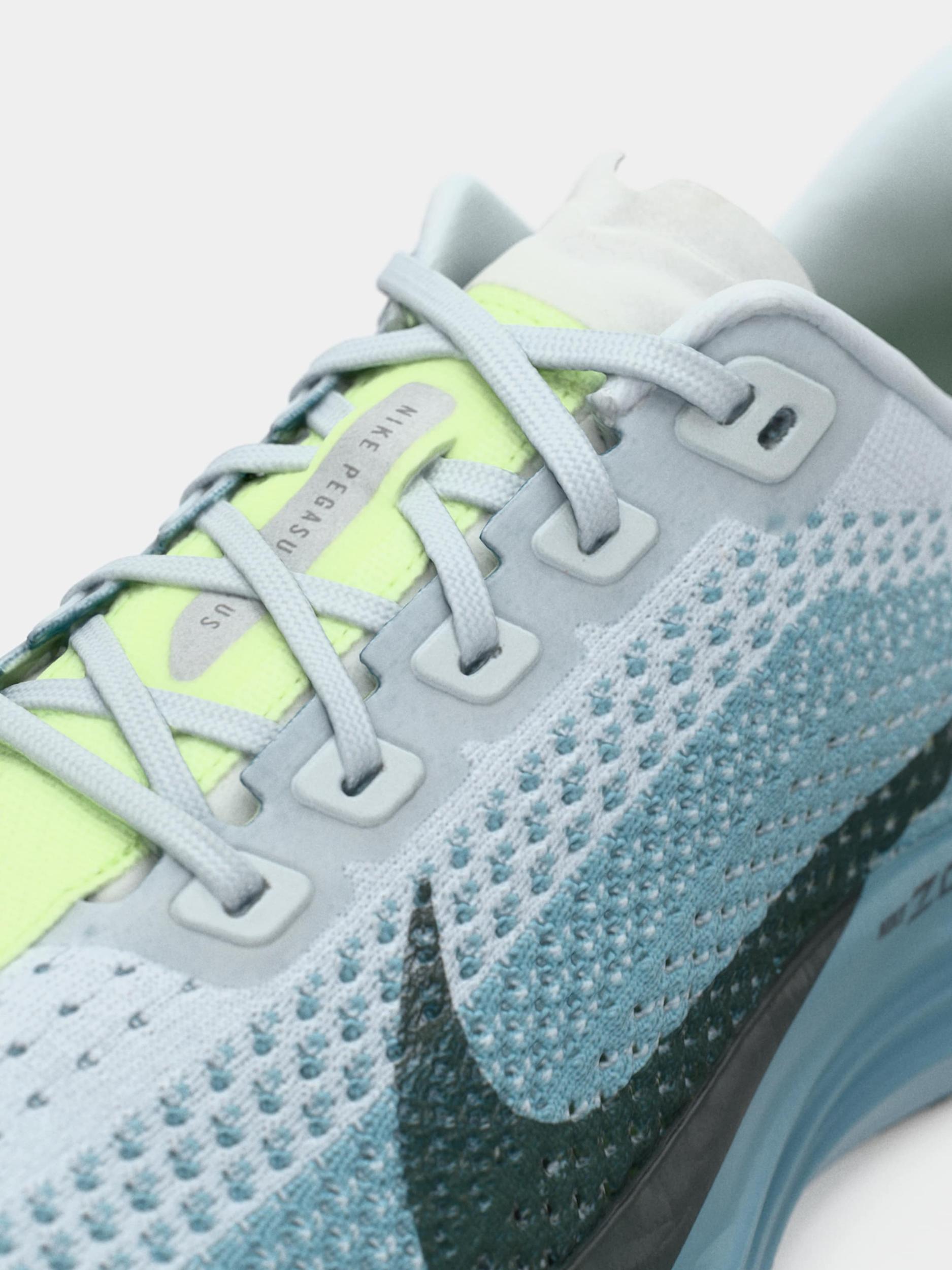 NIKE Futócipők 'Pegasus Plus' világoskék / világosszürke / menta / fekete