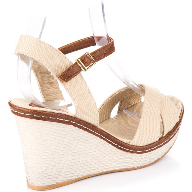 Női szandál Fox Shoes