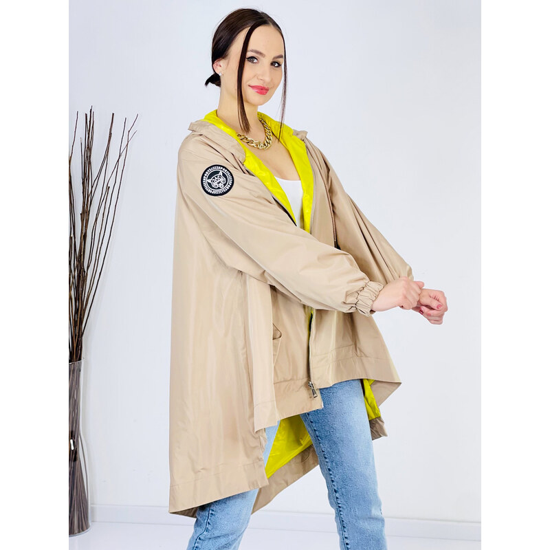 Webmoda Női bézs-sárga kabát / esőkabát kapucnival WANTED