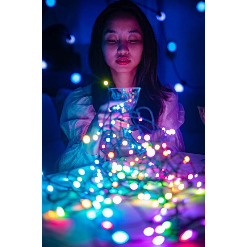 Twinkly okos karácsonyi fényfüzér Strings 250 LED RGB + W 20mb