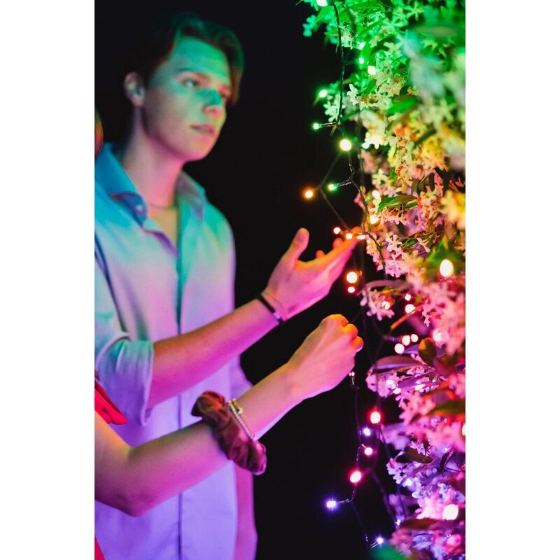 Twinkly okos karácsonyi fényfüzér Strings 250 LED RGB + W 20mb