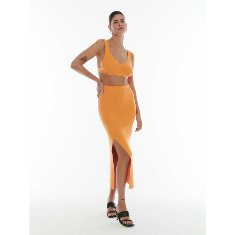 ABOUT YOU x Laura Giurcanu Stick felső 'Janine' narancs