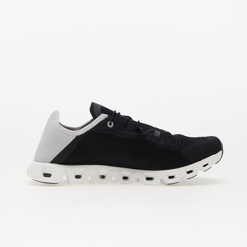 On M Cloud 5 Coast Black/ Shadow