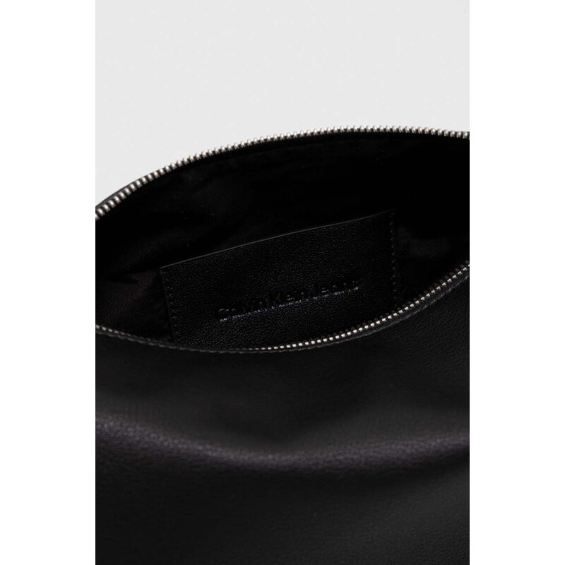 Calvin Klein Jeans kozmetikai táska fekete