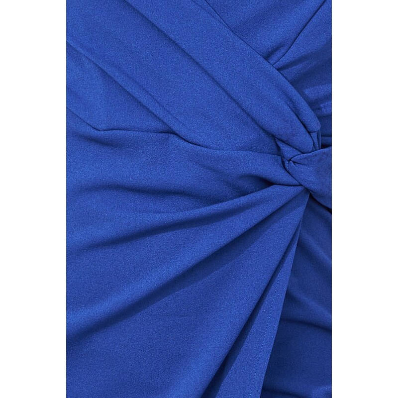 Kék szűk ruha magas hasítékkal