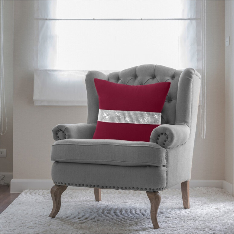 Mondo Italia Párnahuzat cirkonokkal bordó