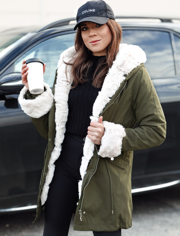 BASIC Sötétzöld női bélelt parka szőrmével STARBURST TY4763