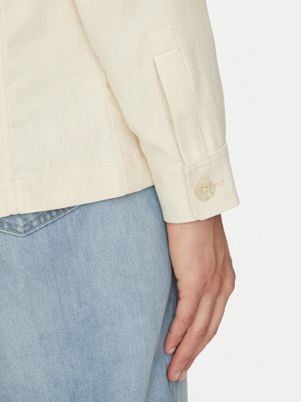 Átmeneti kabát Guess