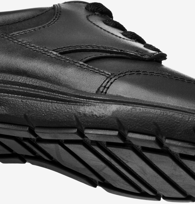 Next Félcipő fekete