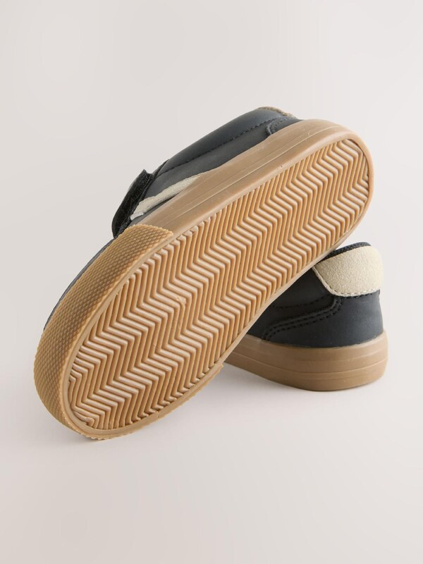 Next Sportcipő világos bézs / fekete