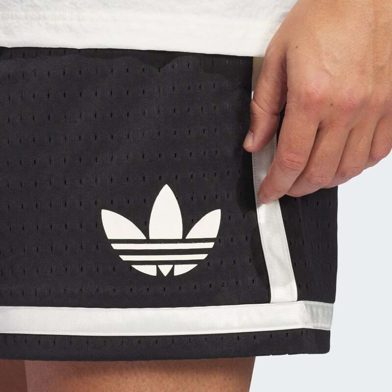 ADIDAS ORIGINALS Nadrág 'Originals Basketball' fekete / piszkosfehér