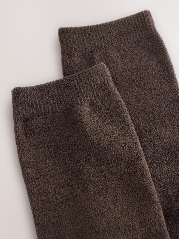 Next Zokni csokoládé