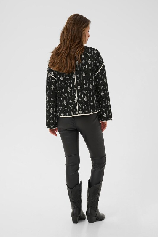 Cream Átmeneti dzseki 'Naomi' fekete / fehér