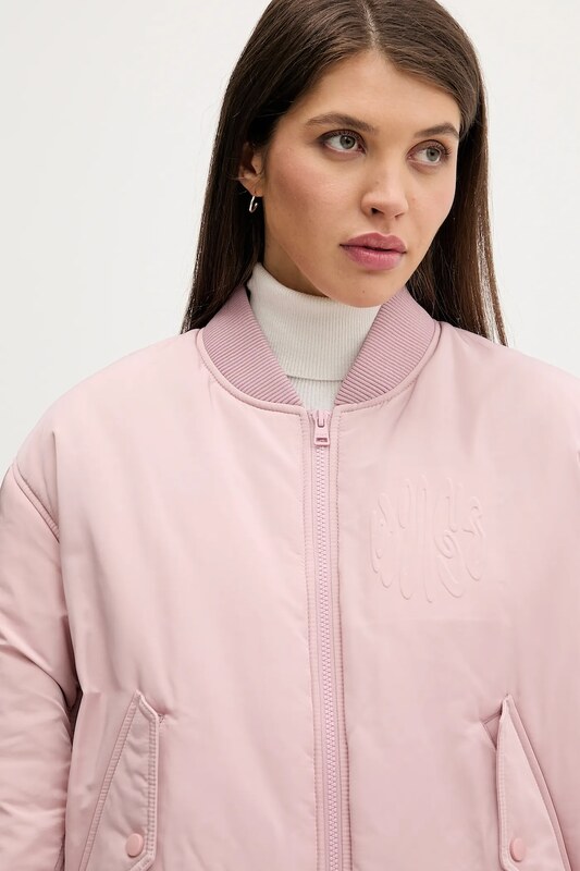 Hugo Blue bomber dzseki