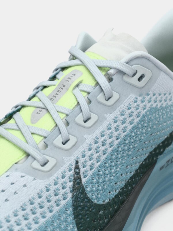 NIKE Futócipők 'Pegasus Plus' világoskék / világosszürke / menta / fekete