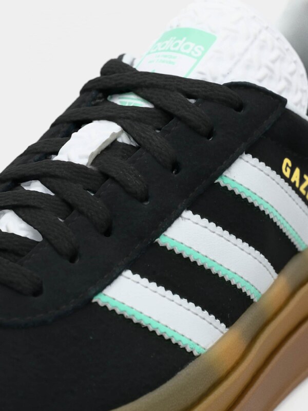 ADIDAS ORIGINALS Sportcipő 'GAZELLE BOLD' vízszín / arany / fekete / fehér
