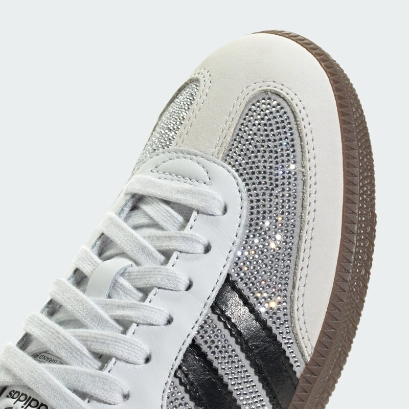 ADIDAS ORIGINALS Rövid szárú sportcipők 'Samba' fekete / ezüst / fehér / piszkosfehér