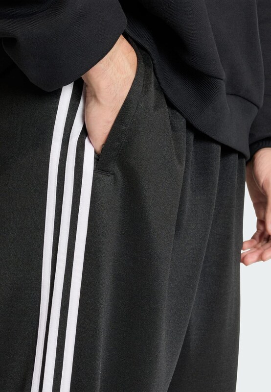 ADIDAS ORIGINALS Nadrág 'Adicolor' fekete / fehér