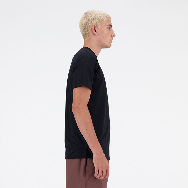 New Balance Sport Essentials T-Shirt MT41222BK Férfiak - Pólók New Balance - Fekete - MT41222BK-S