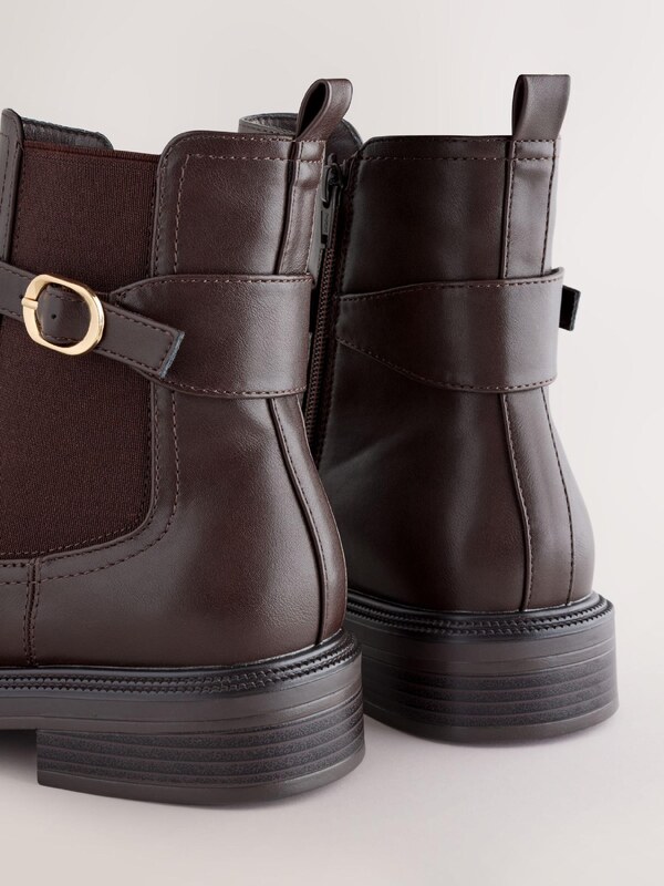 Next Rövid szárú csizmák sötét barna