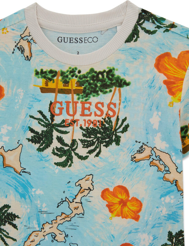 Póló és rövidnadrág Guess